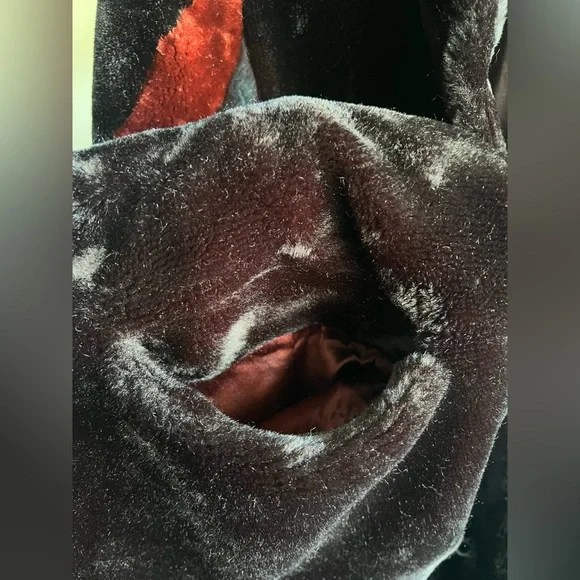 Retro Black Faux Fur Long Sleeve Hook Closure Coat - Picture 7 of 9